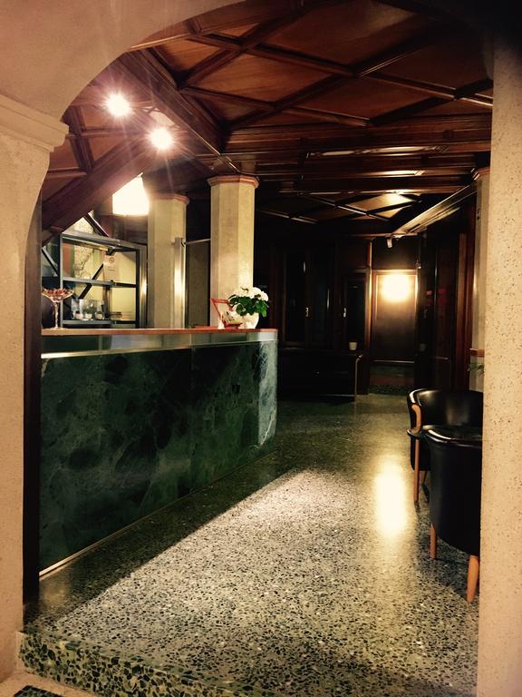 Dimora Del Barone Hotel Romagnano Sesia Ngoại thất bức ảnh