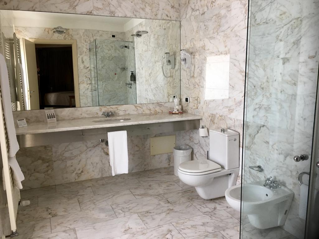 Dimora Del Barone Hotel Romagnano Sesia Ngoại thất bức ảnh